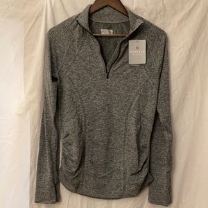 Athleta Fastest Track Half-Zip size M